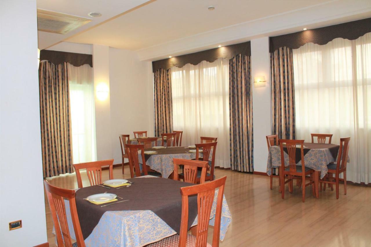 Hotel Santa Lucia Бастия Умбра Екстериор снимка